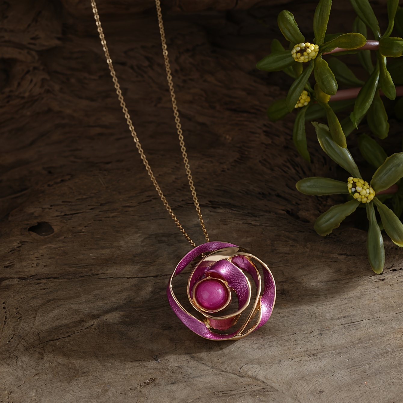Women's Golden Plated Spiral Thread Design Pendant Necklace
